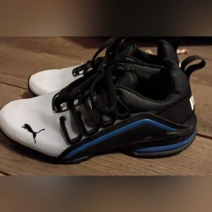 Puma Axelion Sneakers